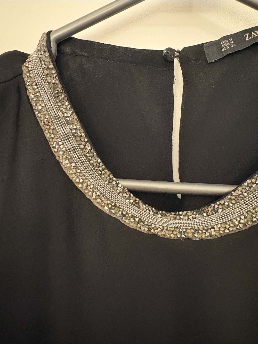 Black Beaded-Neck Layered Flutter-Sleeve Top - Picture 2 of 5
